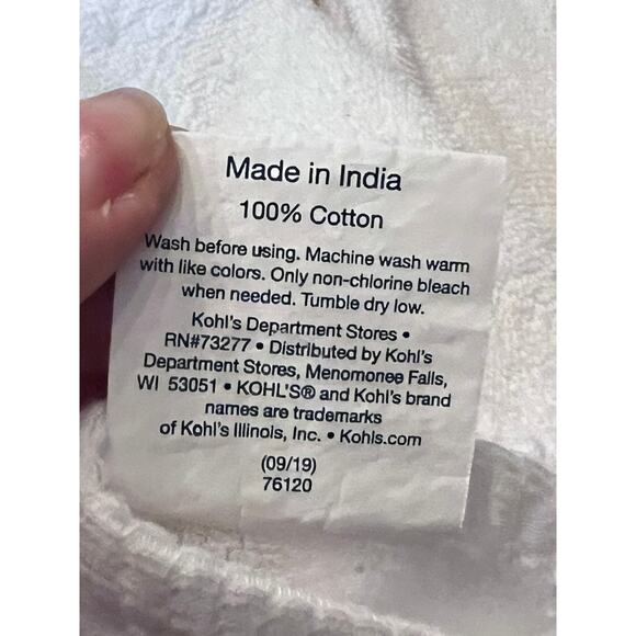 Embroidered Mickey Minnie Mr Mrs Hand Towel Set White Disney Wedding Anniversary - Picture 6 of 8